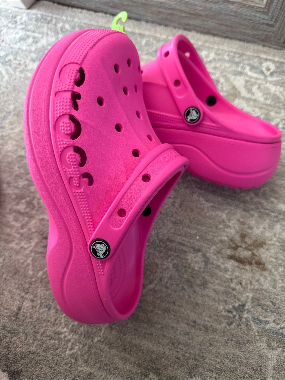 Crocs women’s platform sandal women’s 9